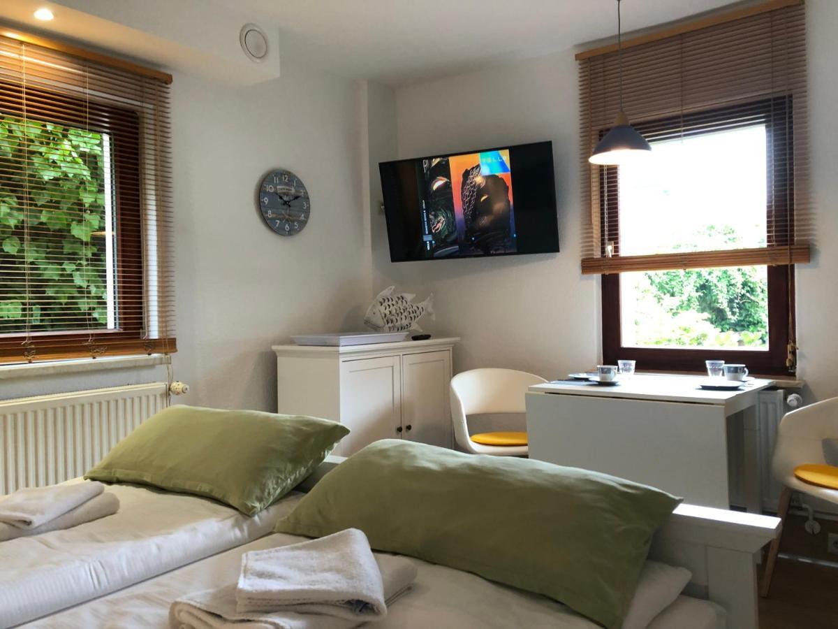Appartement 1 Baltic แบร์เกิน เอาฟ์ รือเจิน ภายนอก รูปภาพ