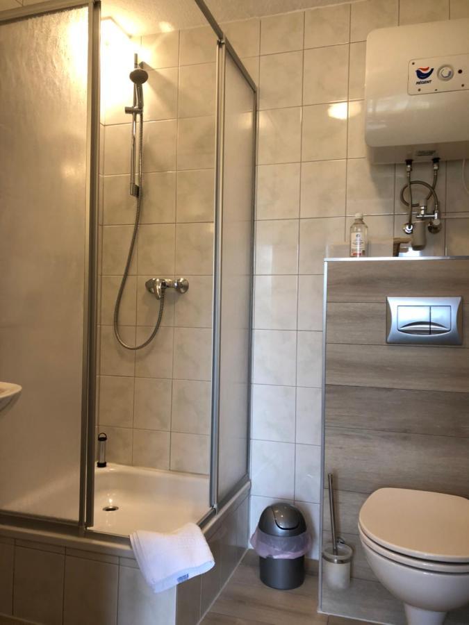 Appartement 1 Baltic แบร์เกิน เอาฟ์ รือเจิน ภายนอก รูปภาพ